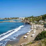 Coral & Cyprus 5* Korall-öböl