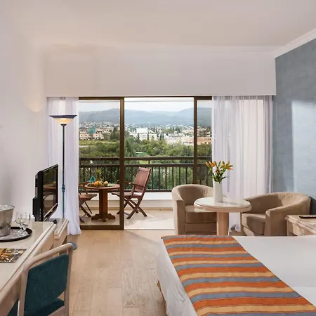 Szálloda Coral & Cyprus 5*
