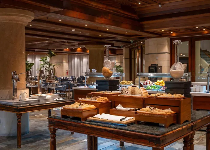 Hotell Coral & Cyprus 5*