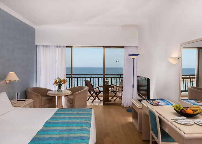 Coral & Cyprus Hotell