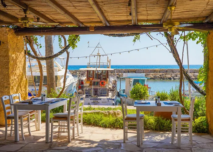 Coral & Cyprus Hotell 5*