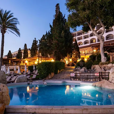 Coral & Cyprus Корал-Бэй