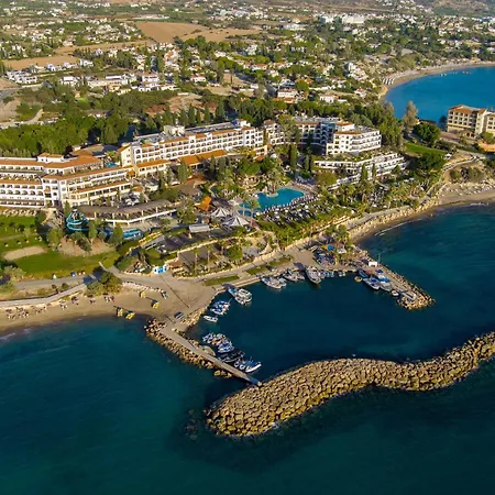 Coral & Cyprus Отель