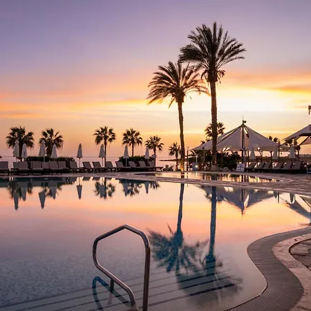 Coral & Cyprus Hotel Coral Bay