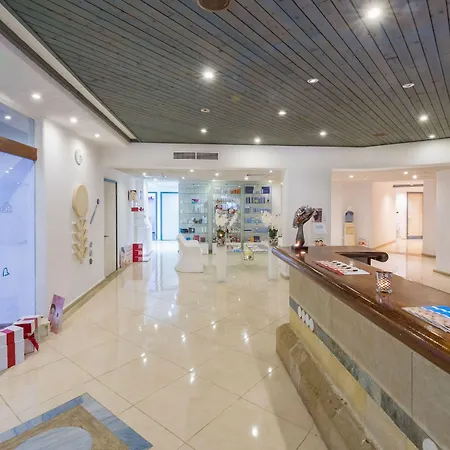 Coral & Cyprus Otel 5*