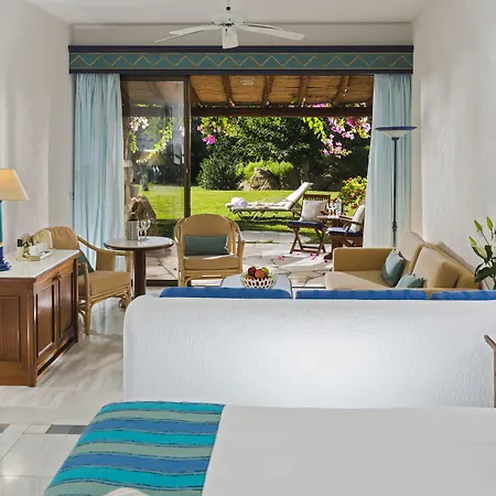 Coral & Cyprus Otel 5*