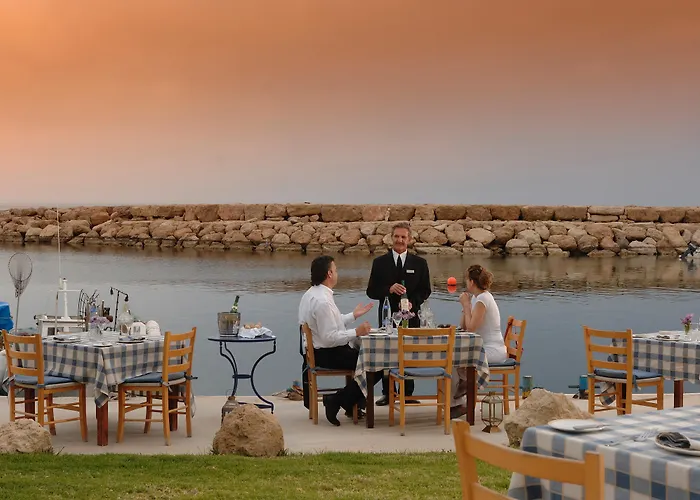 Ξενοδοχείο Coral & Cyprus Κόλπος των Κοραλλιών