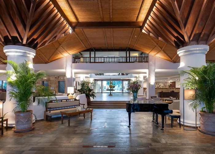 Coral & Cyprus 5* Κόλπος των Κοραλλιών