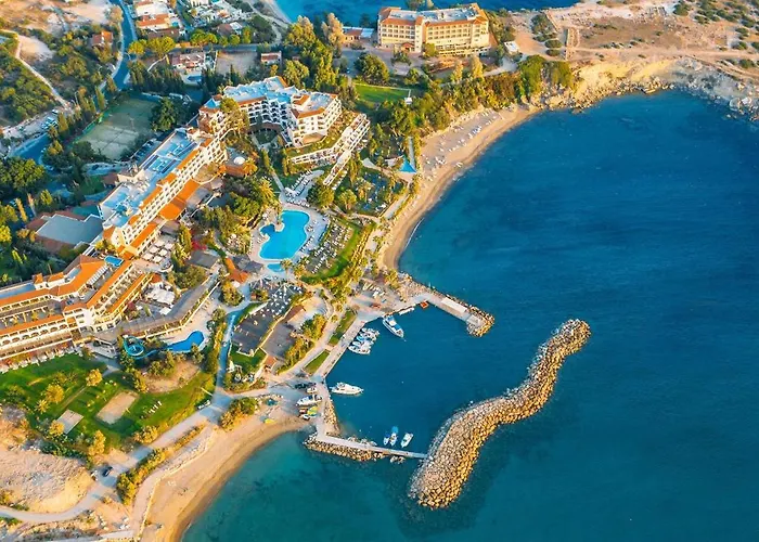 Ξενοδοχείο Coral & Cyprus Κόλπος των Κοραλλιών