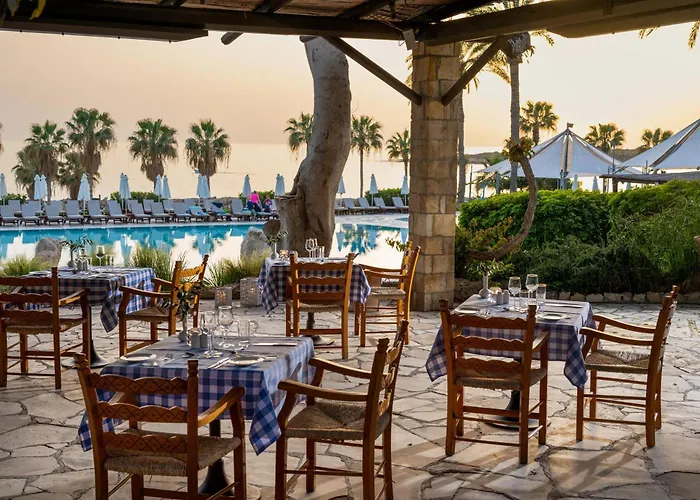 Coral & Cyprus Hotel