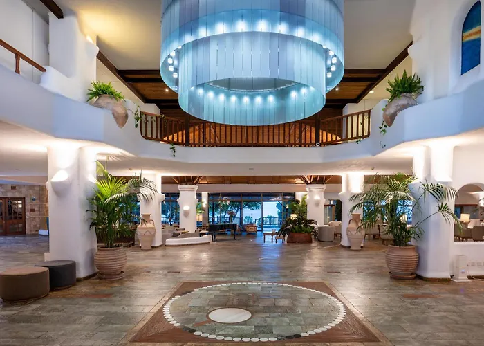 Coral & Cyprus 5* Κόλπος των Κοραλλιών