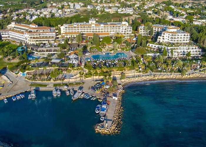 Coral & Cyprus Ξενοδοχείο 5*