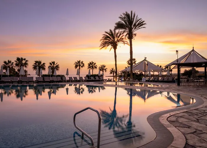 Coral & Cyprus Hotel Coral Bay