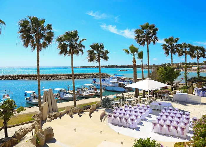 Coral & Cyprus Hotel Coral Bay